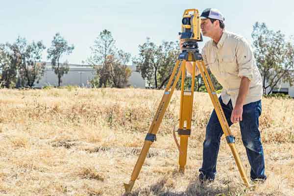 Topcon-GM-100-total-stations-–-advanced-design-with-superior-technology